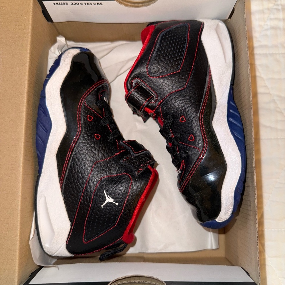 Jordan Kids Black and Red Sneakers
